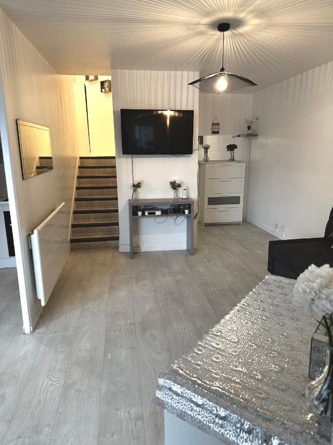 Jolie Appartement Duplex 2 Min Gare-Disney Et Paris 15 Min نْوازي لو جْرا المظهر الخارجي الصورة